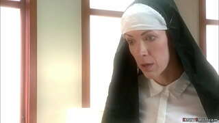 Һуң апаһы һәм ике һеңлеһе һәм джеймс дин әһелдәре йәш уйынсыҡ төлкө ки грешница видис ви ағзалары һәм уларҙың ағзаларына ебәреләсәк таяҡ яза биреү оло пинк