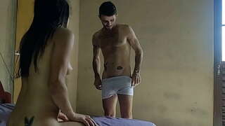 Novinha Lalla Potira dando gostoso para Betosmoke e Mór Bambu