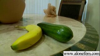 ���ួរជំទង់ស្ម័គ្រលេងជាមួយ Dildos ណ្តោ-១៤