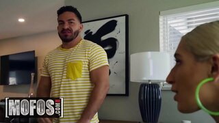 ���ួចឆ្លង-MOFOS