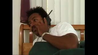 ���െക്സി കറുത്ത സ്ത്രീ with red hair and big boobs ബിജെ നൽകുന്നു then gets her cunt filled with black dick ദേശീയപതാക